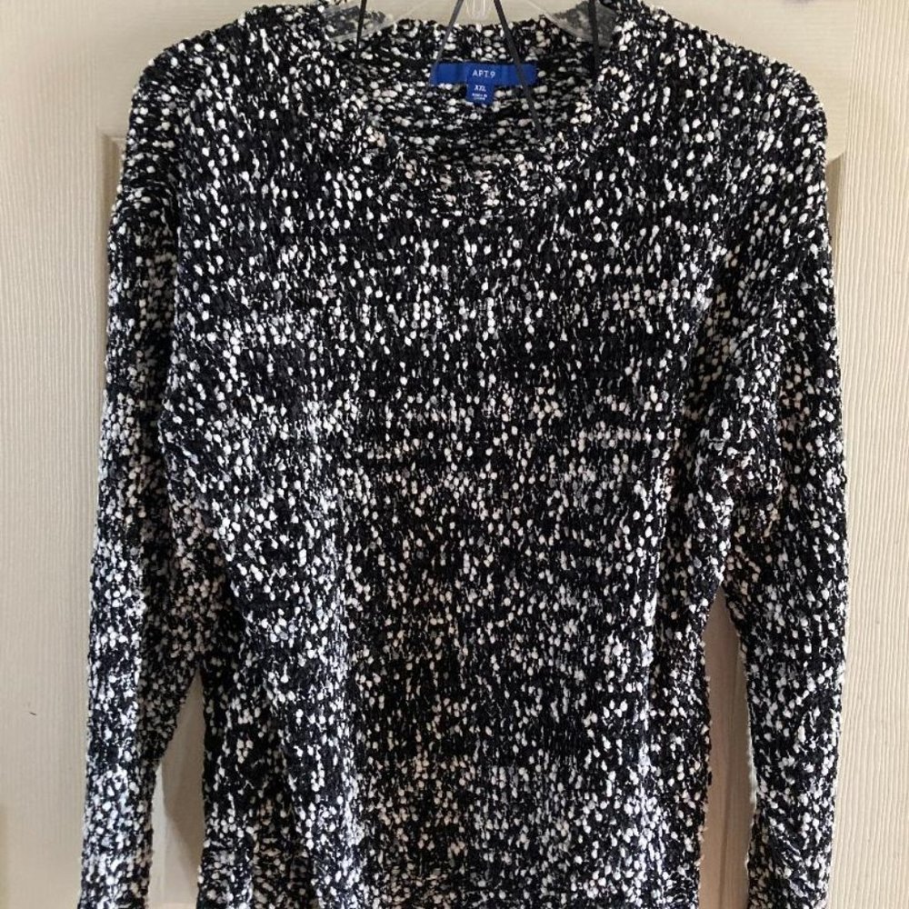 Textured Sweater - Picture 1 of 4